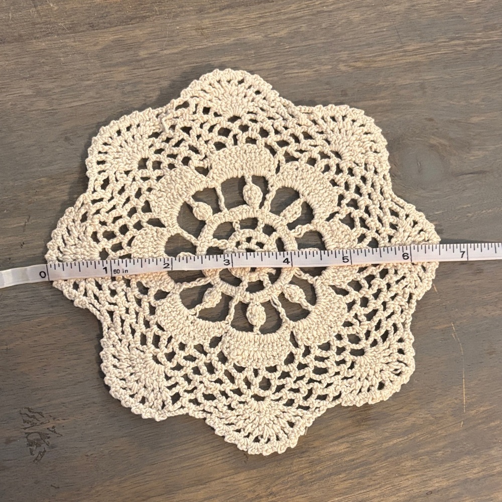 VTG Off-White Hand Crochet Doilies set of 2 - Picture 2 of 7